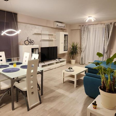 Airport Apartment Otopeni Eksteriør billede