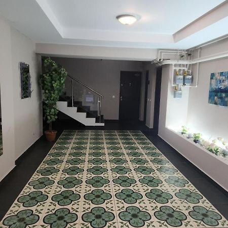 Airport Apartment Otopeni Eksteriør billede