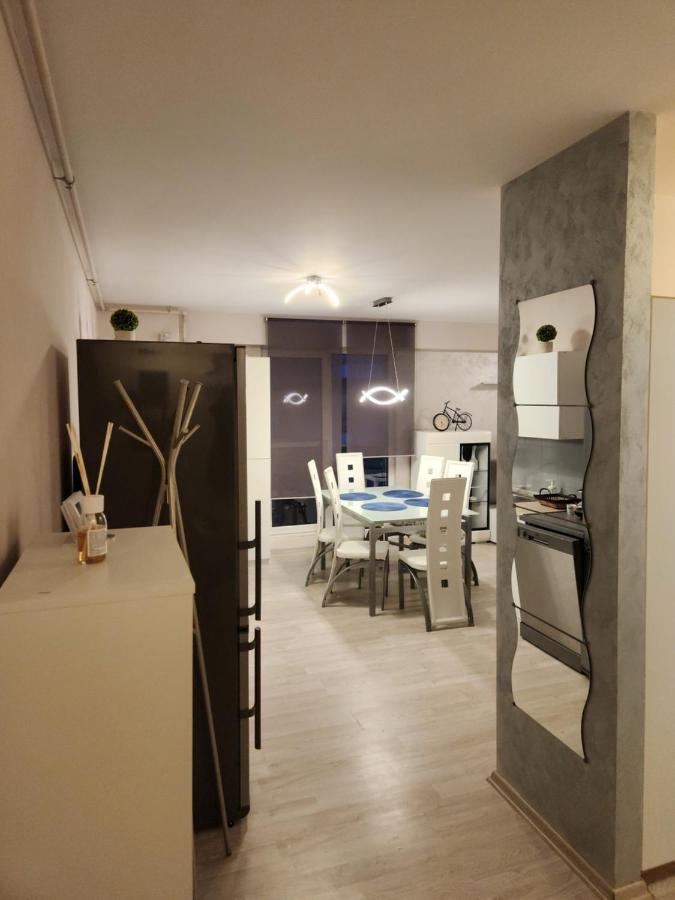 Airport Apartment Otopeni Eksteriør billede
