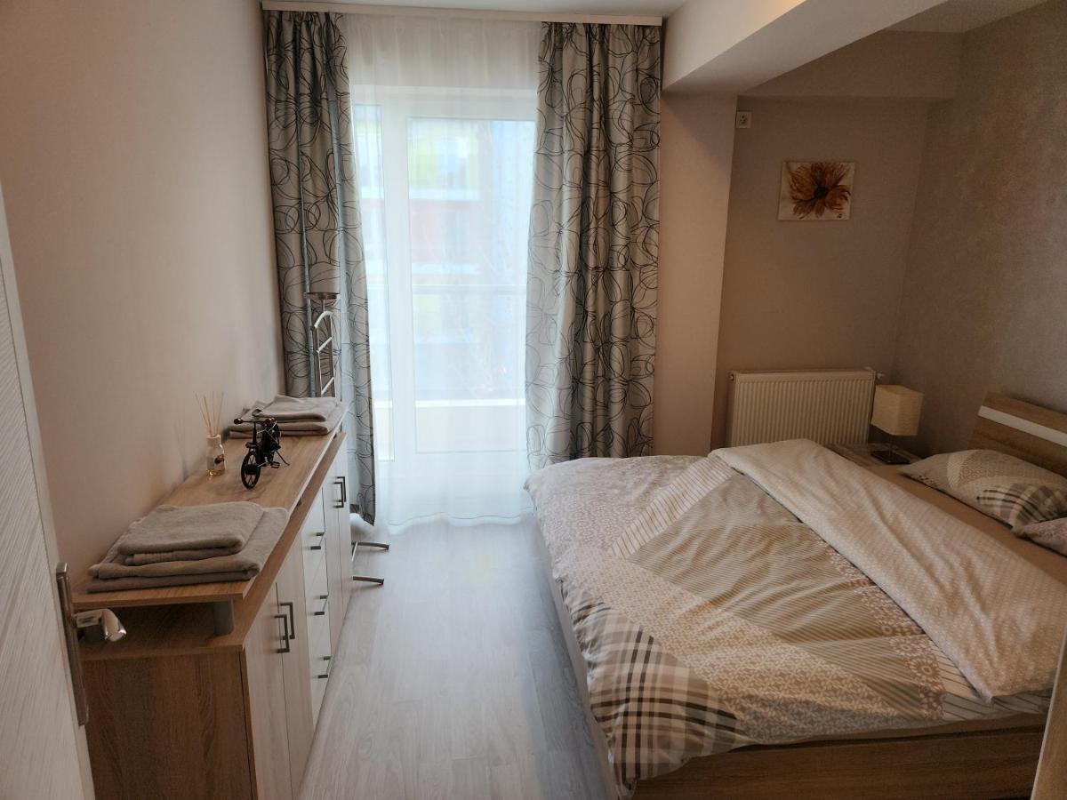 Airport Apartment Otopeni Eksteriør billede